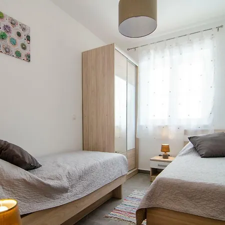 Apartment Sara