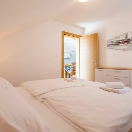 Apartment Sara